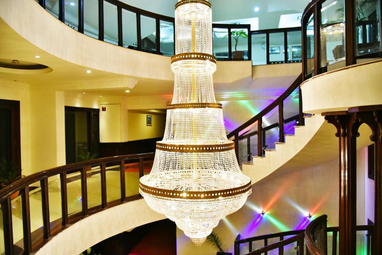 อินทราปราสถา รีสอร์ต Hotel ดัลเฮาซี ภายนอก รูปภาพ