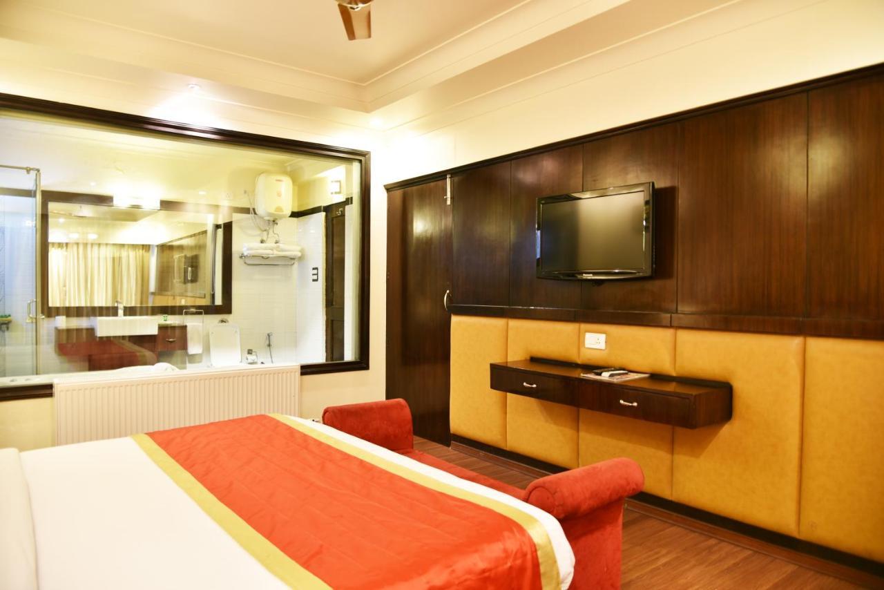 อินทราปราสถา รีสอร์ต Hotel ดัลเฮาซี ภายนอก รูปภาพ