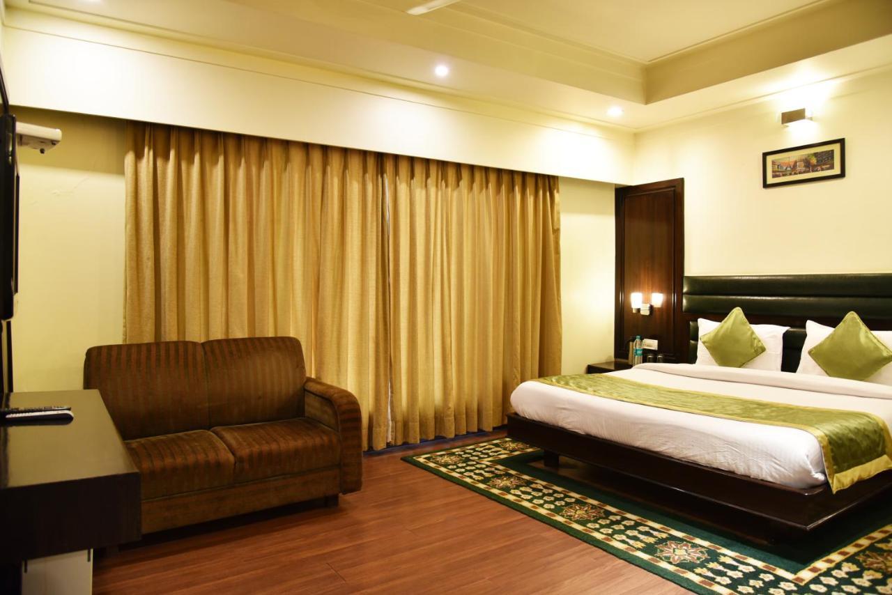 อินทราปราสถา รีสอร์ต Hotel ดัลเฮาซี ภายนอก รูปภาพ