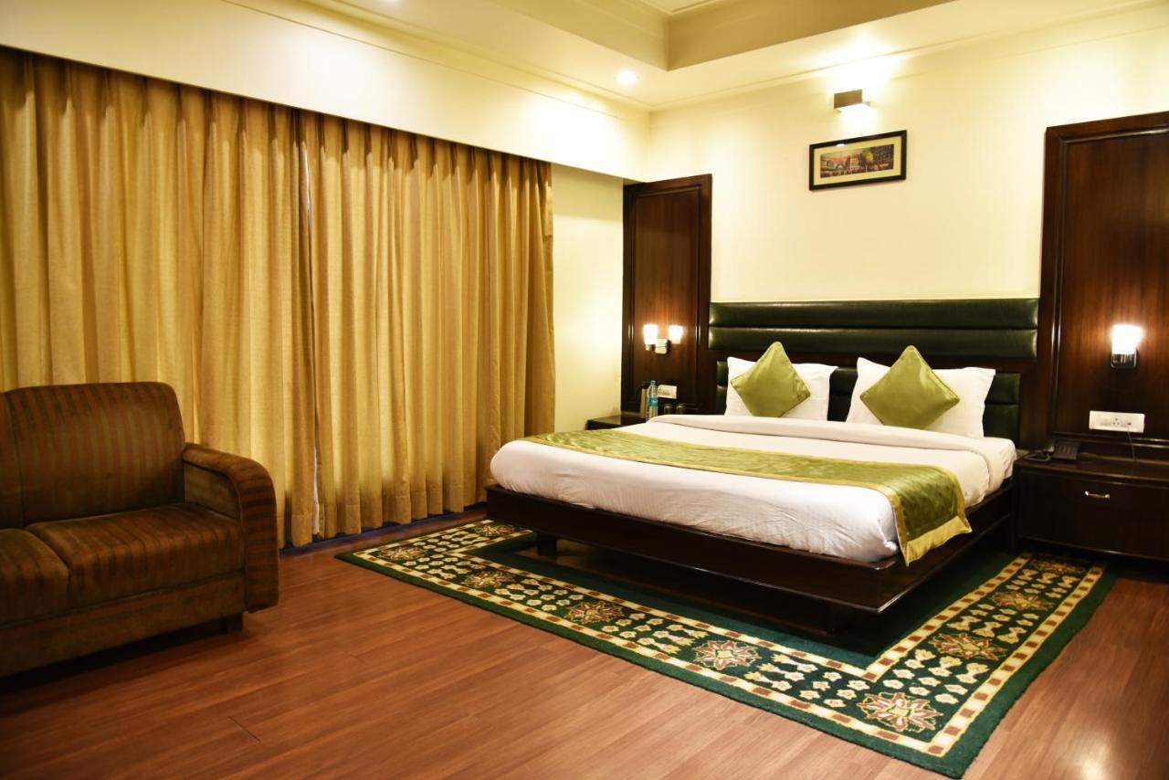 อินทราปราสถา รีสอร์ต Hotel ดัลเฮาซี ภายนอก รูปภาพ