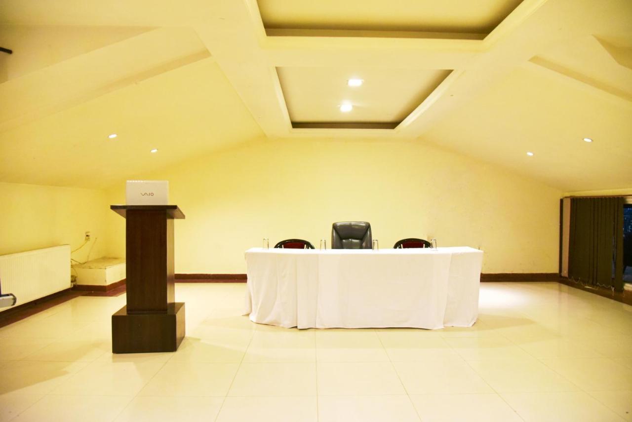 อินทราปราสถา รีสอร์ต Hotel ดัลเฮาซี ภายนอก รูปภาพ